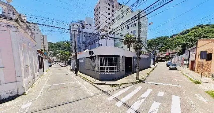 Terreno com 421m² com viabilidade à venda no centro de florianópolis.