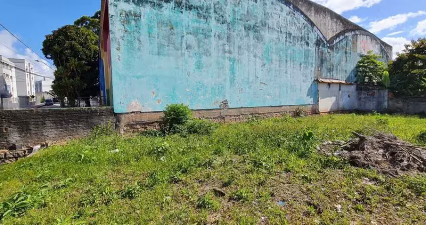 Terreno à venda na Rua Jornalista Ildefonso Juvenal, 64, Capoeiras, Florianópolis