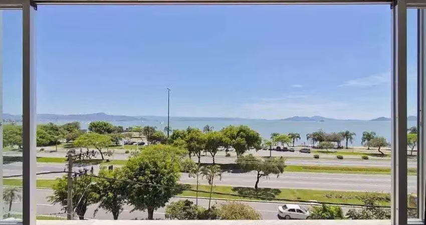 À venda | 161m²,  frente mar, 4 quartos e 2 vagas – centro, próximo ao beiramar shopping em florianópolis.