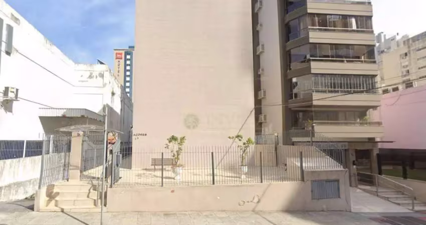 À venda | 2 quartos, térreo e 1 vaga de garagem - centro de florianópolis.