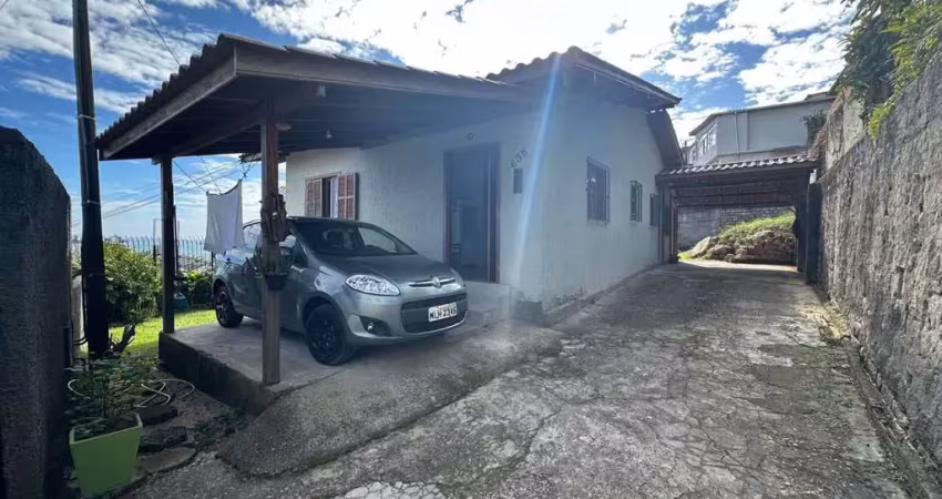 À venda | 360 m², 2 quartos (1 suíte), vista mar e 4 vagas de garagem - agronômica, florianópolis.