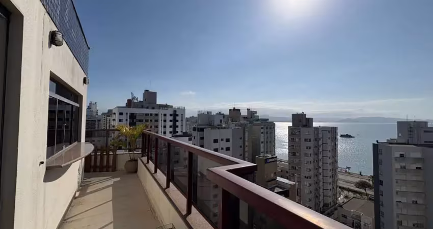 Locação | 316 m², mobiliado, vista mar, piscina privativa, 4 suítes e 3 vagas - centro, em florianópolis.