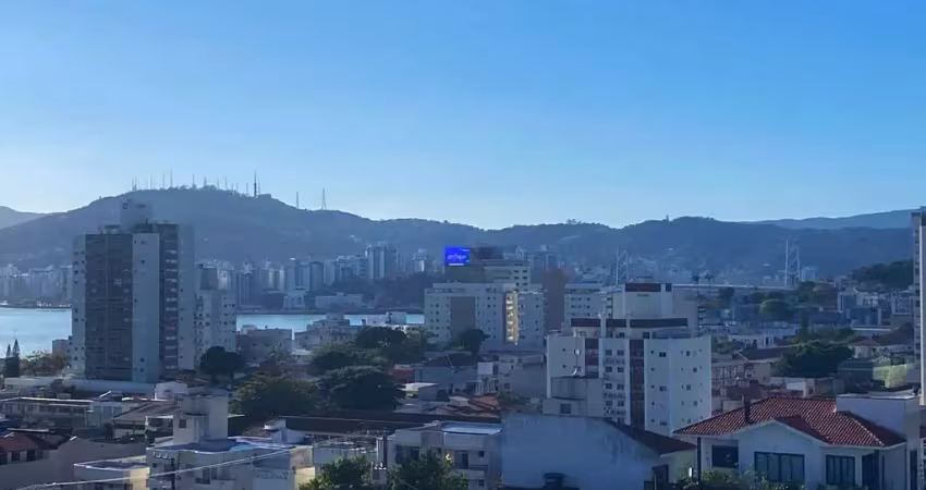 Á venda | 3 quartos, 108 m² privativos, semi mobiliado, vista para as pontes - estreito / florianópolis
