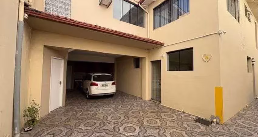 À venda | casa comercial de 420 m² com 8 vagas - centro, em florianópolis.