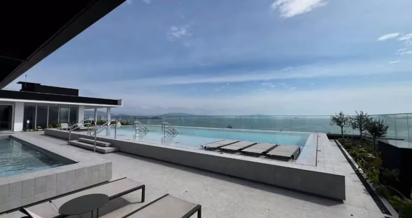 Apartamento com 2 quartos à venda, sacada com churrasqueira, vista mar e 1 vaga - novo estreito, em florianópolis.