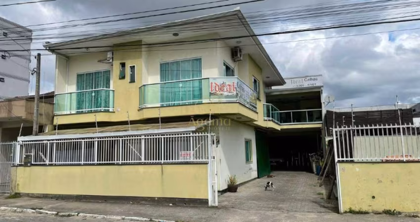 Casa à venda Centro