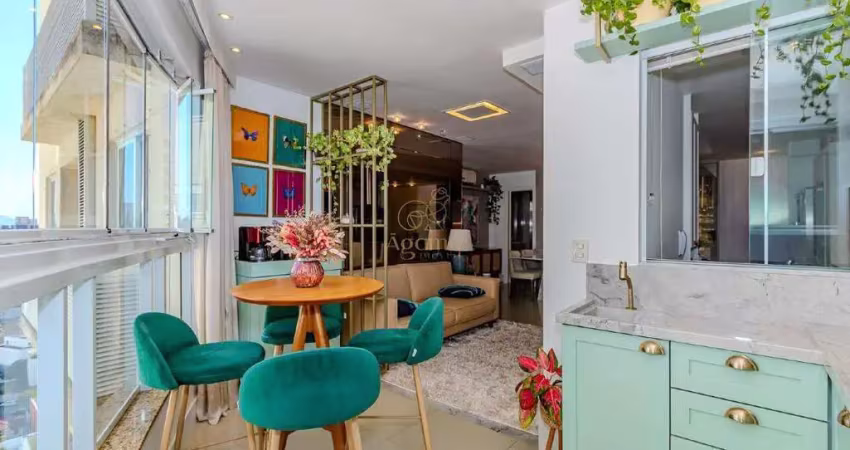 Apartamento mobiliado e decorado no centro de itajaí