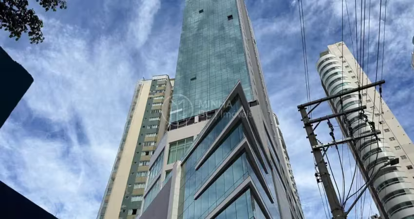 Apartamento com 4 quartos à venda na Rua Julieta Lins, 271, Pioneiros, Balneário Camboriú