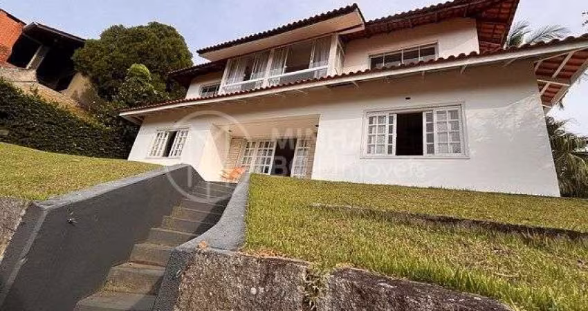 Casa - Praia Dos Amores - Balneário Camboriú/Sc