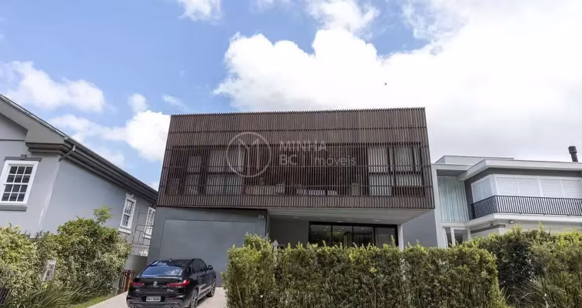 Casa no condomínio vila rica - balneário camboriú/sc.