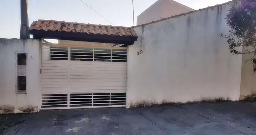 Excelente oportunidade no potiguara - casa localizada em um terreno de esquina em área comercial/residencial - possui duas casas individuais