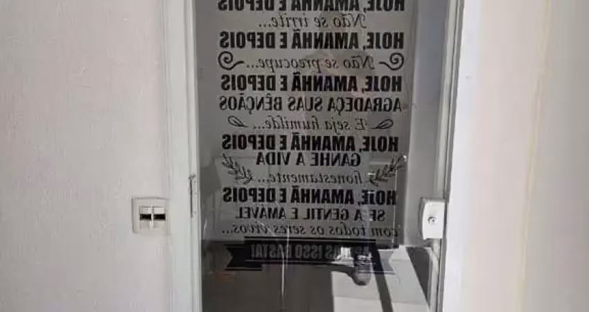 Excelente oportunidade! Sala comercial para locação em Itu-SP, bairro Brasil: 1 sala, 1 banheiro, 10m² de área.