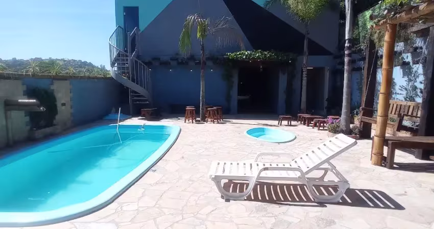Oportunidade de investimento, 4 casas com área de lazer totalmente individuais