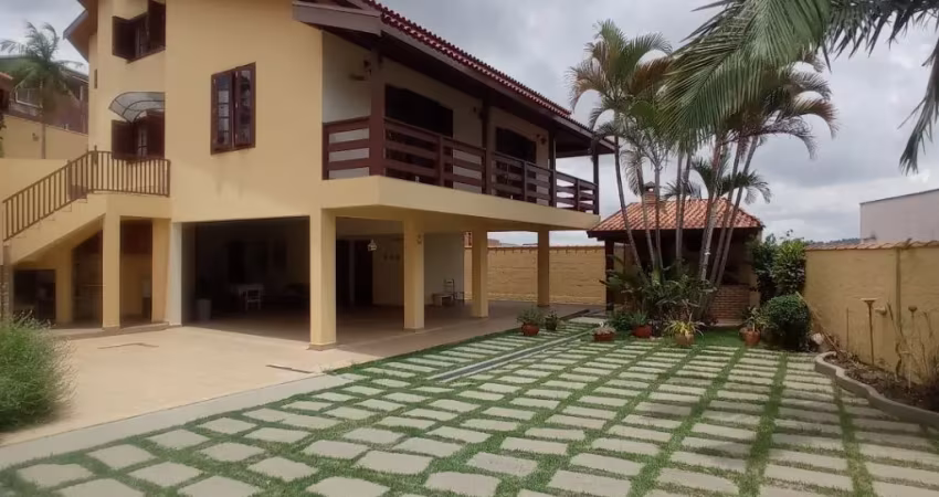 Linda Casa Alto Padrão em Campo Limpo Paulista
