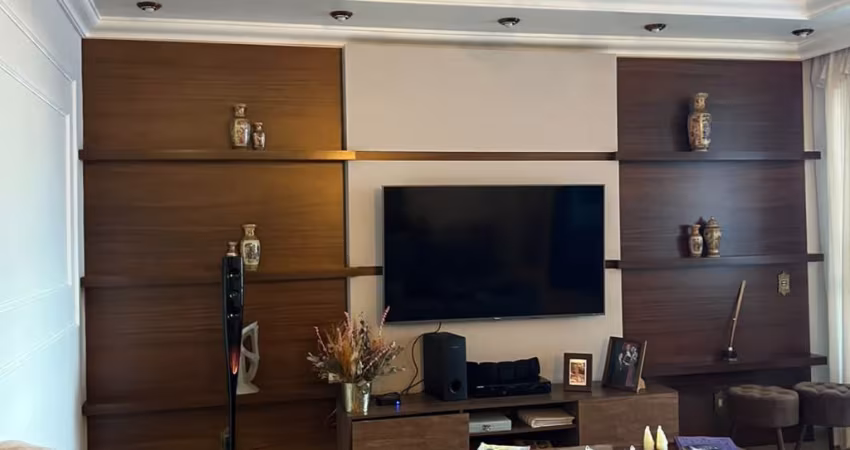 Lindo Apartamento com 190 metros, mobiliário, 14 andar