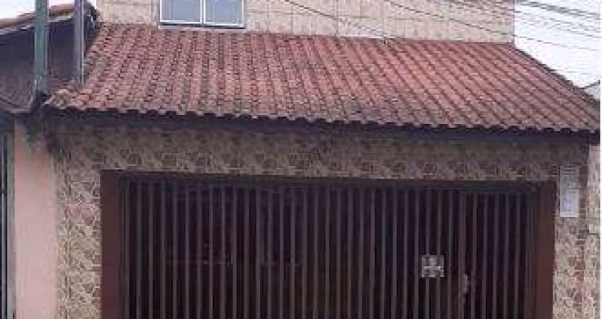 Sobrado no Jardim Silvina, ótima localização.