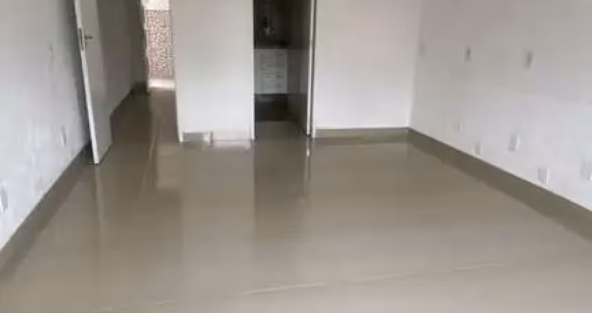 Sala comercial para alugar na Avenida Presidente Roosevelt, 360, Saracuruna, Duque de Caxias