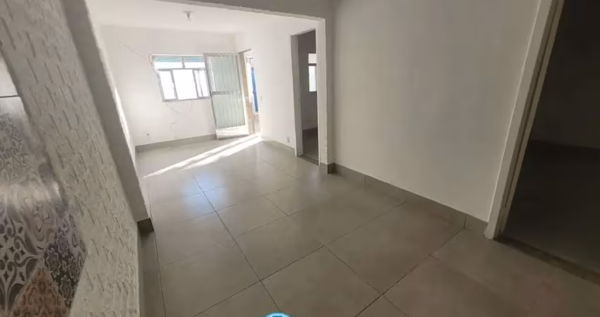 Casa com 2 quartos para alugar na Rua Santa Cecília, 18, Chácaras Rio-Petrópolis, Duque de Caxias