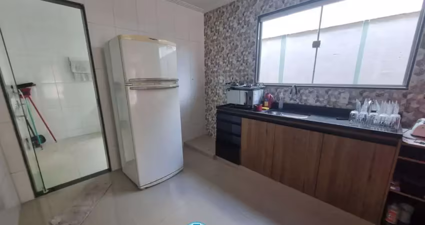 Casa em condomínio fechado com 2 quartos para alugar na Rua Vinte e Cinco de Agosto, 34 FT LT 0, Vila Santa Alice, Duque de Caxias