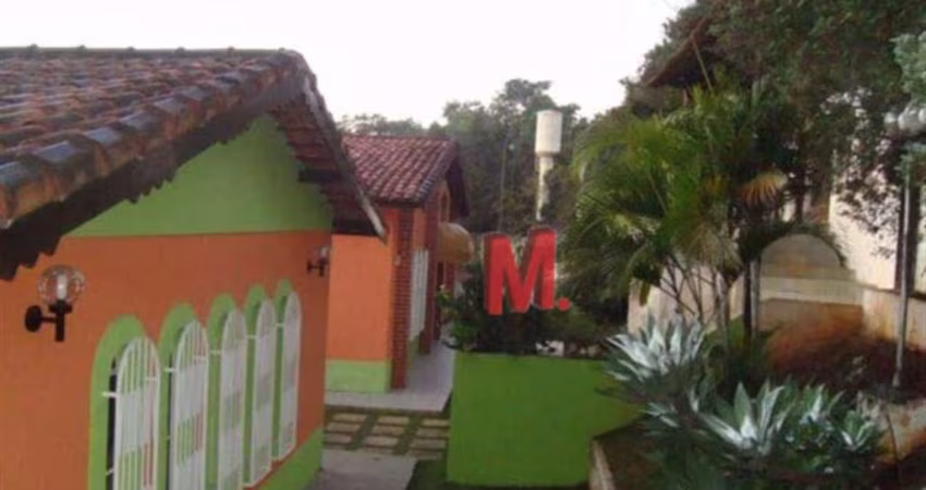 Casa com 5 dormitórios à venda, 790 m² por R$ 1.500.000,00 - Portal das Acácias - Santana de Parnaíba/SP