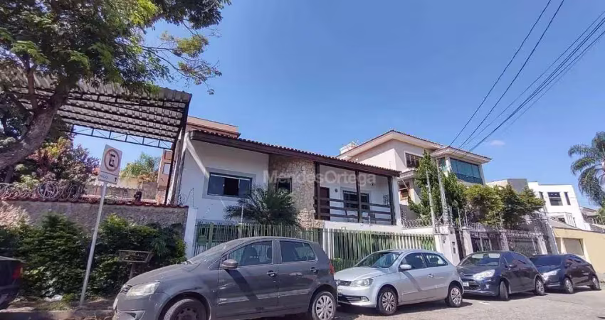 Casa com 3 dormitórios à venda, 243 m² por R$ 790.000,00 - Parque Campolim - Sorocaba/SP