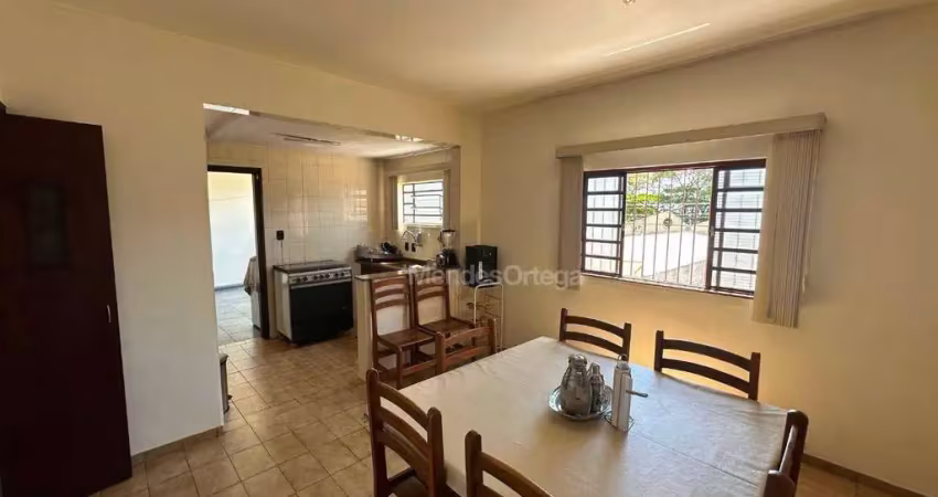 Casa com 3 quartos à venda, 262 m² por r$ 700.000 - vila são caetano - sorocaba/sp