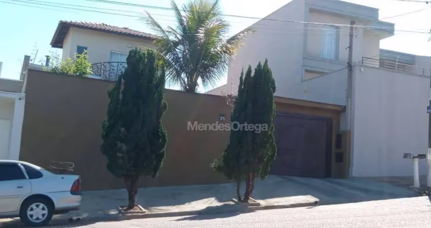 Casa à venda, 260 m² por R$ 800.000,00 - Colina Verde - Tatuí/SP