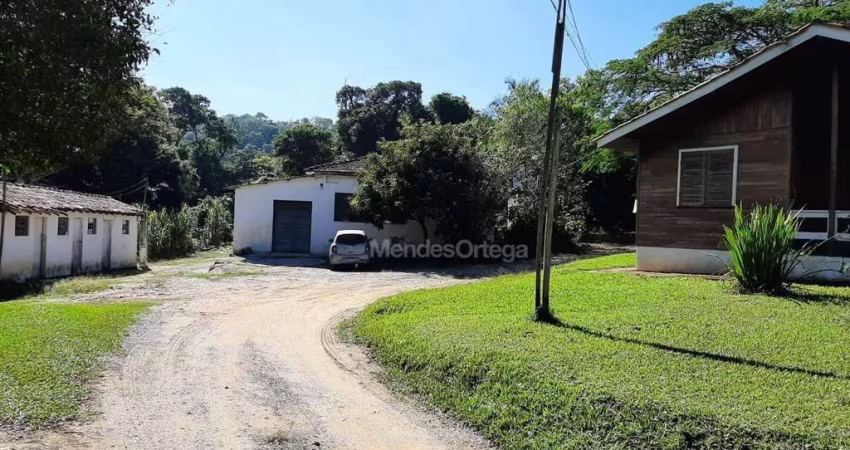 Chácara com 2 dormitórios à venda, 9934 m² por R$ 1.100.000,00 - Paula e Mendes - Piedade/SP