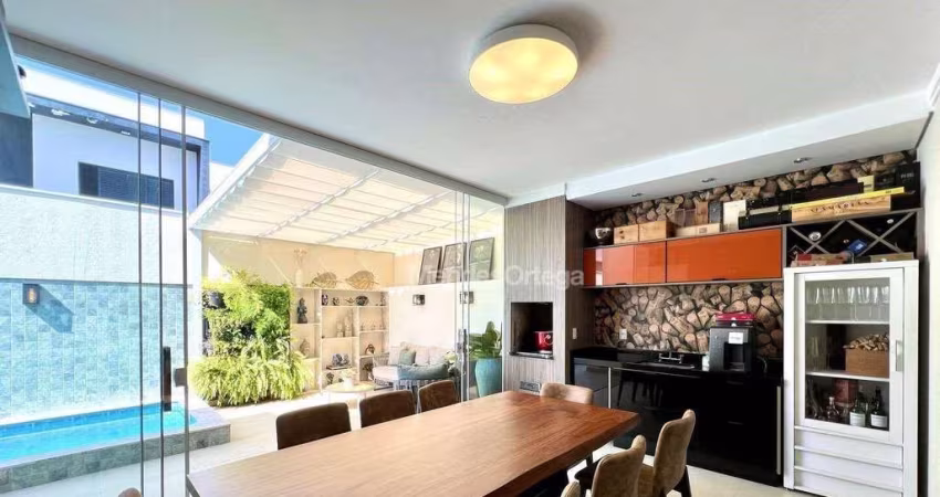 Casa com 3 dormitórios à venda, 178 m² por R$ 1.350.000,00 - Condomínio Belvedere II - Votorantim/SP