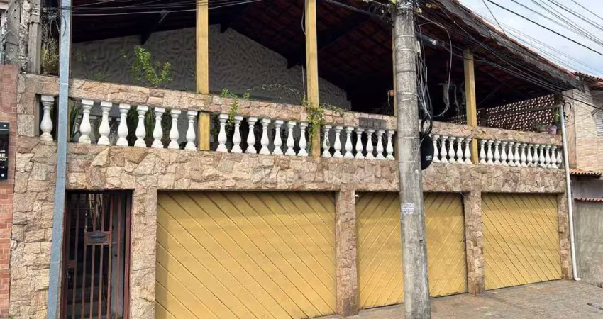Casa com 3 dormitórios à venda, 377 m² por R$ 950.000,00 - Jardim Simus - Sorocaba/SP