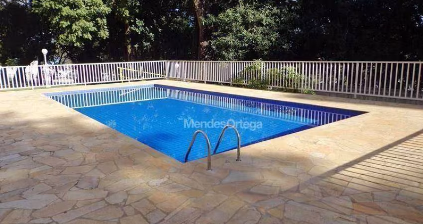 Apartamento com 2 dormitórios para alugar, 55 m² por R$ 1.981/mês - Vila Hortência - Sorocaba/SP