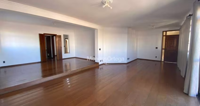 Apartamento com 3 dormitórios para alugar, 206 m² por R$ 5.918,21 - Centro - Sorocaba/SP