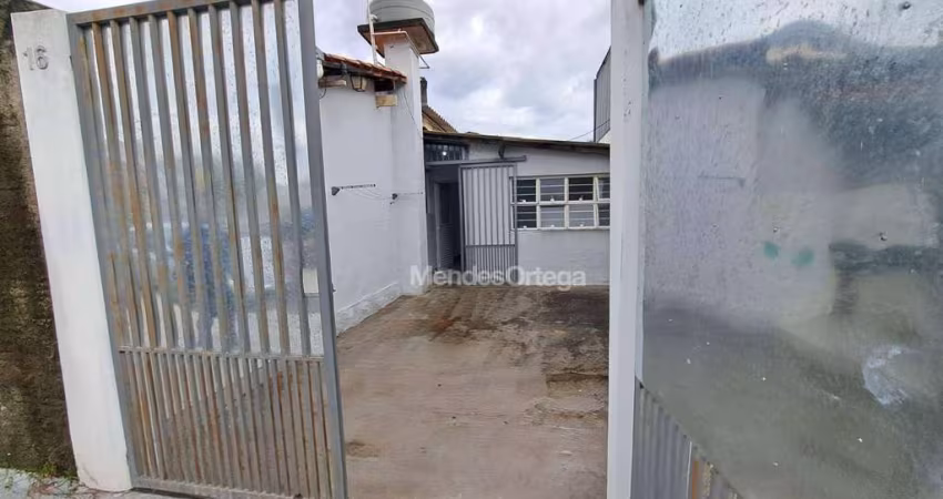 Casa com 1 dormitório para alugar, 30 m² por R$ 1.160,00/mês - Alem Ponte - Sorocaba/SP