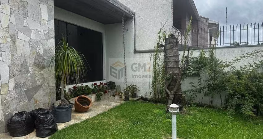 Sobrado à venda no bairro São Lourenço - Curitiba/PR