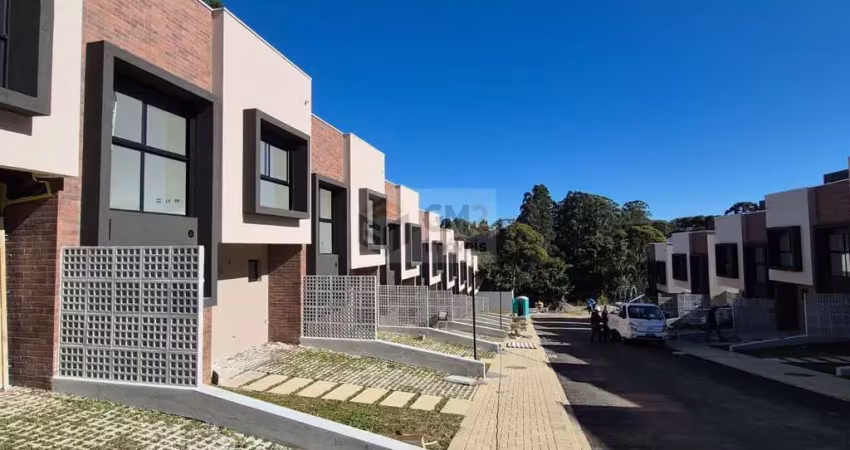 Sobrado padrão no bairro santa felicidade em curitiba-pr.