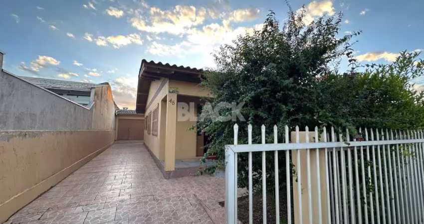 Casa com 3 quartos à venda na Altemar Esteves de Aguiar, 45, Igra Sul, Torres