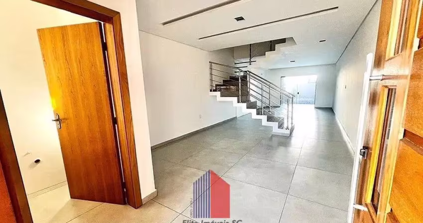 Casa com 3 quartos à venda na Rua Londrina, 117, São Marcos, Joinville