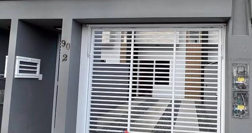 Geminado com 3 dormitórios no Bairro Espinheiros