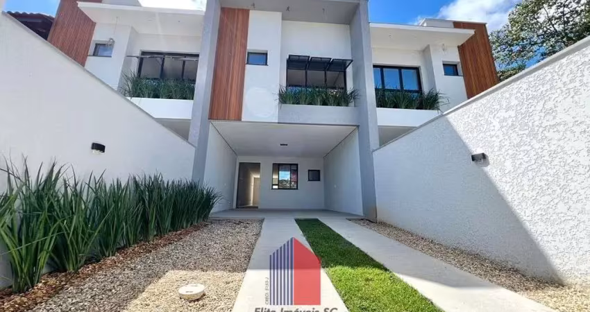 Casa com 3 quartos à venda na Rua Beira Mar, 308, Bom Retiro, Joinville