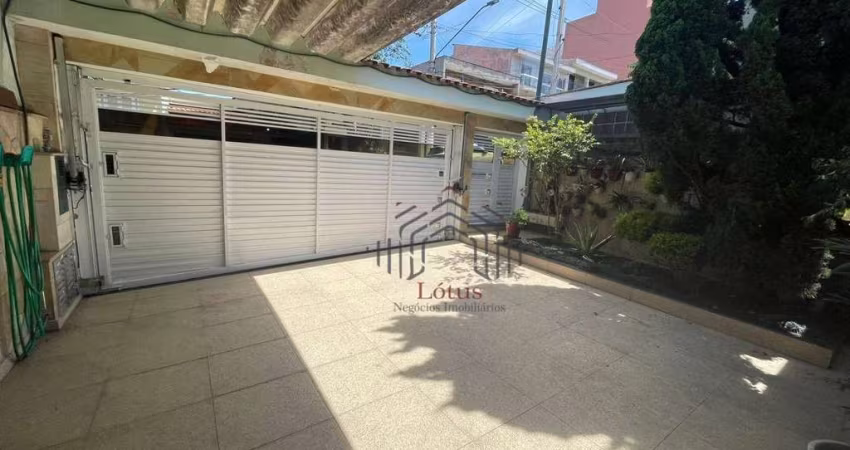 Casa com 3 dormitórios à venda, 167 m² por R$ 1.100.000,00 - Jardim Hollywood - São Bernardo do Campo/SP
