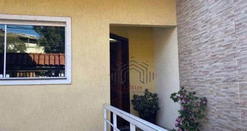 Sobrado com 3 dormitórios à venda, 238 m² por R$ 699.000 - Parque João Ramalho - Santo André/SP