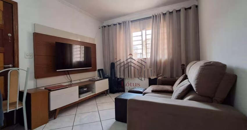 Sobrado com 3 dormitórios à venda, 136 m² por R$ 723.000,00 - Vila Palmares - Santo André/SP