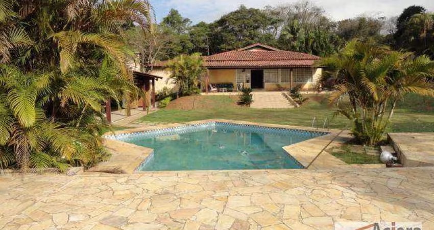 Chácara da Represinha- Casa térrea estilo fazenda, próximo do centro de Cotia !