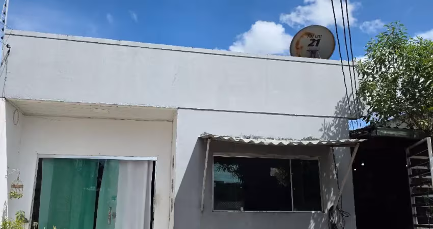 Casa em condomínio fechado Res. José Bonifácio