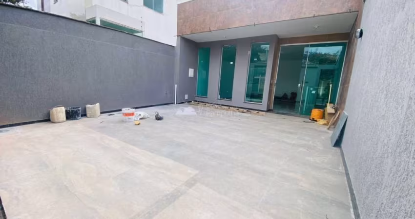Casa com 2 quartos à venda na Santa Amélia, Belo Horizonte 