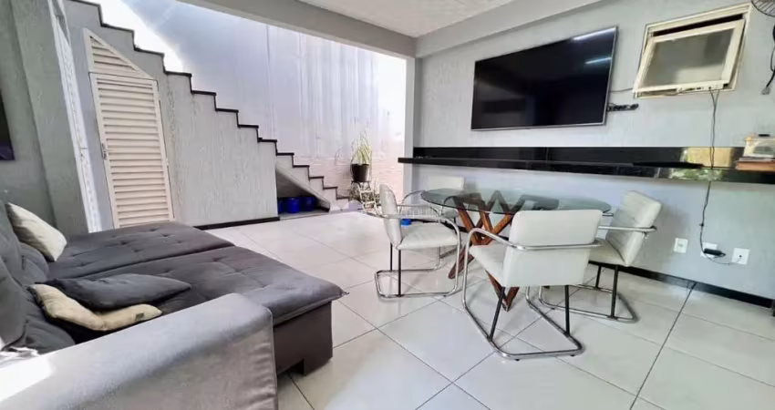 Casa com 3 quartos à venda na Santa Mônica, Belo Horizonte 