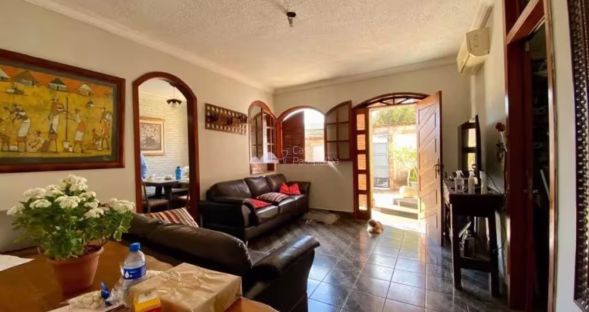 Casa com 4 quartos à venda na Santa Amélia, Belo Horizonte 