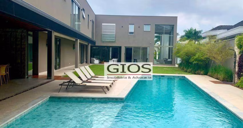 Casa à venda no residencial Tamboré 03 - Santana de Parnaíba - 1.165m de área construída - mobiliada - 10 vagas de garagem