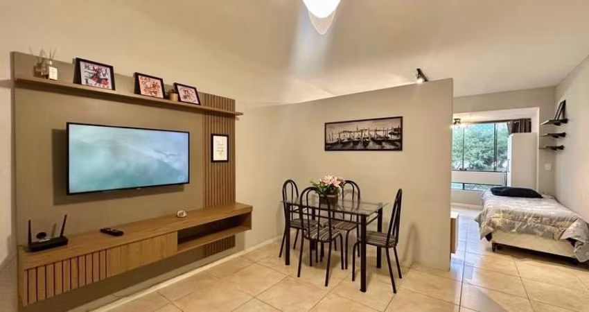 Jk mobiliado com box de garagem