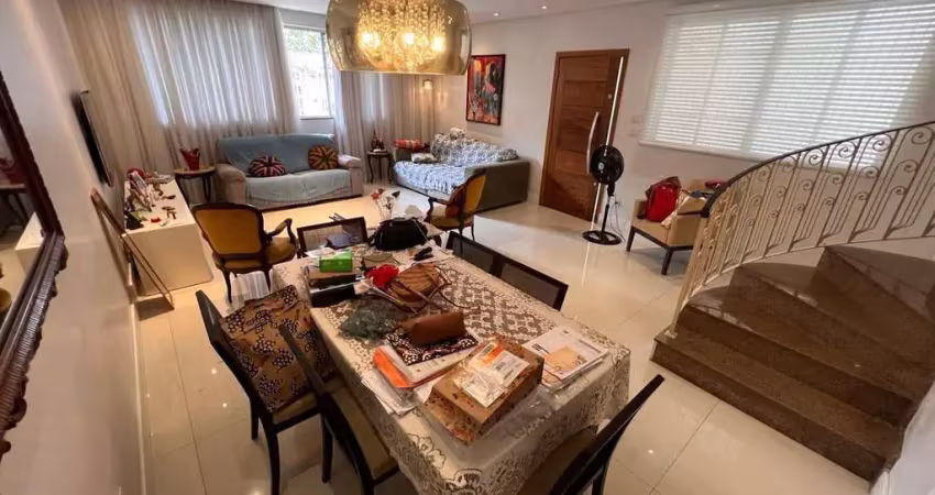 Casa com 3 quartos, Ponta da Praia, Santos - R$ 2.12 mi, Cod: 1393